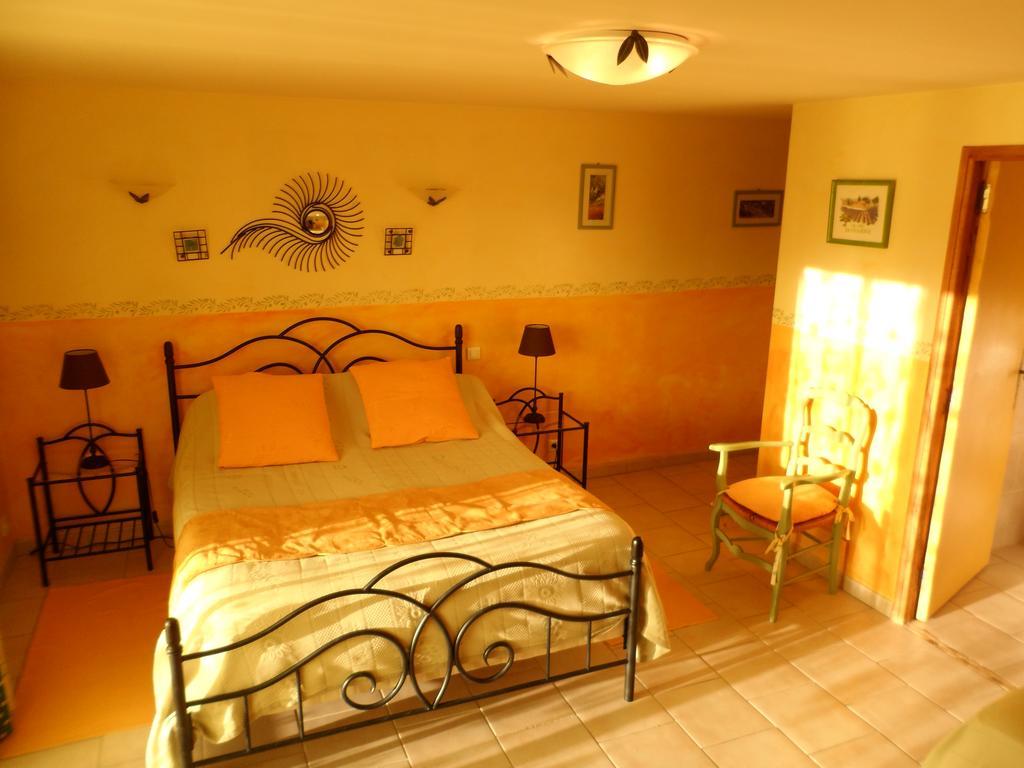 Le Jas Du Gabian Hotel Volonne Luaran gambar